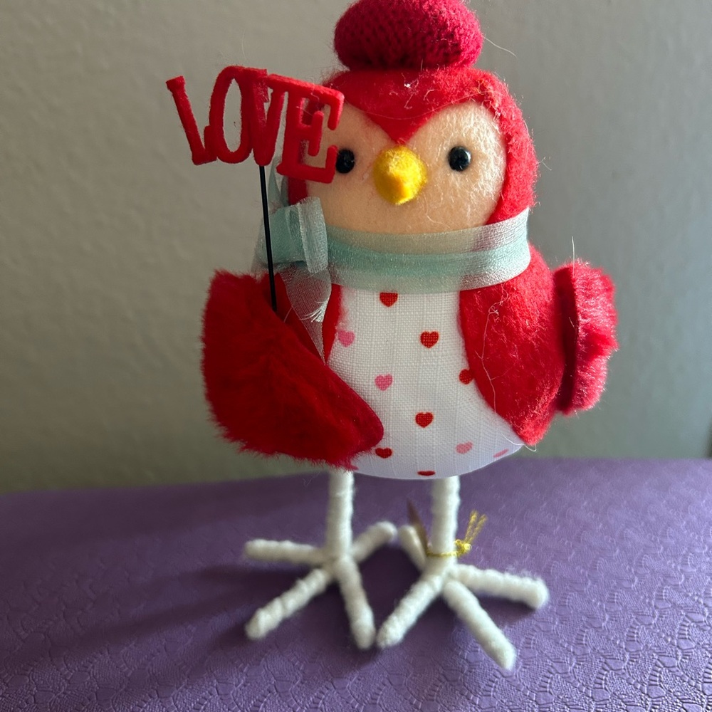 Target Bird Valentine’s Day 2023 Featherly Friend - Aerial